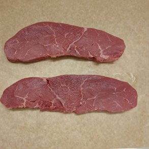 F�DSELSDAGSSPOT - Pav� Rump Steak af kornfodret k�dkv�g