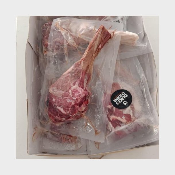 SOMMERBASKER - Kalve Tomahawk, ca. 500 gr. 