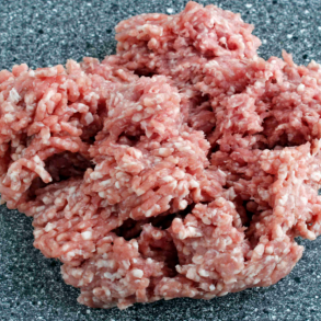 Hakket svinekd - fedtindhold 8-10% - varierede vgtklasse