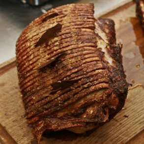 JULEBASKER - Svinekam m/ben u/hoftestykket, flere strrelser