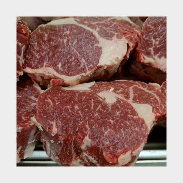 WEEKENDSPOT - Ribeyeb�f sk�ret af dansk okseh�jreb
